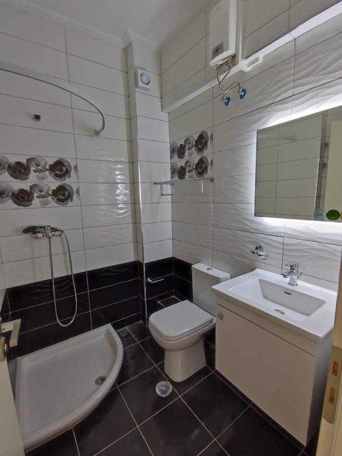 Paradise Apartment ซารานเดอ ภายนอก รูปภาพ