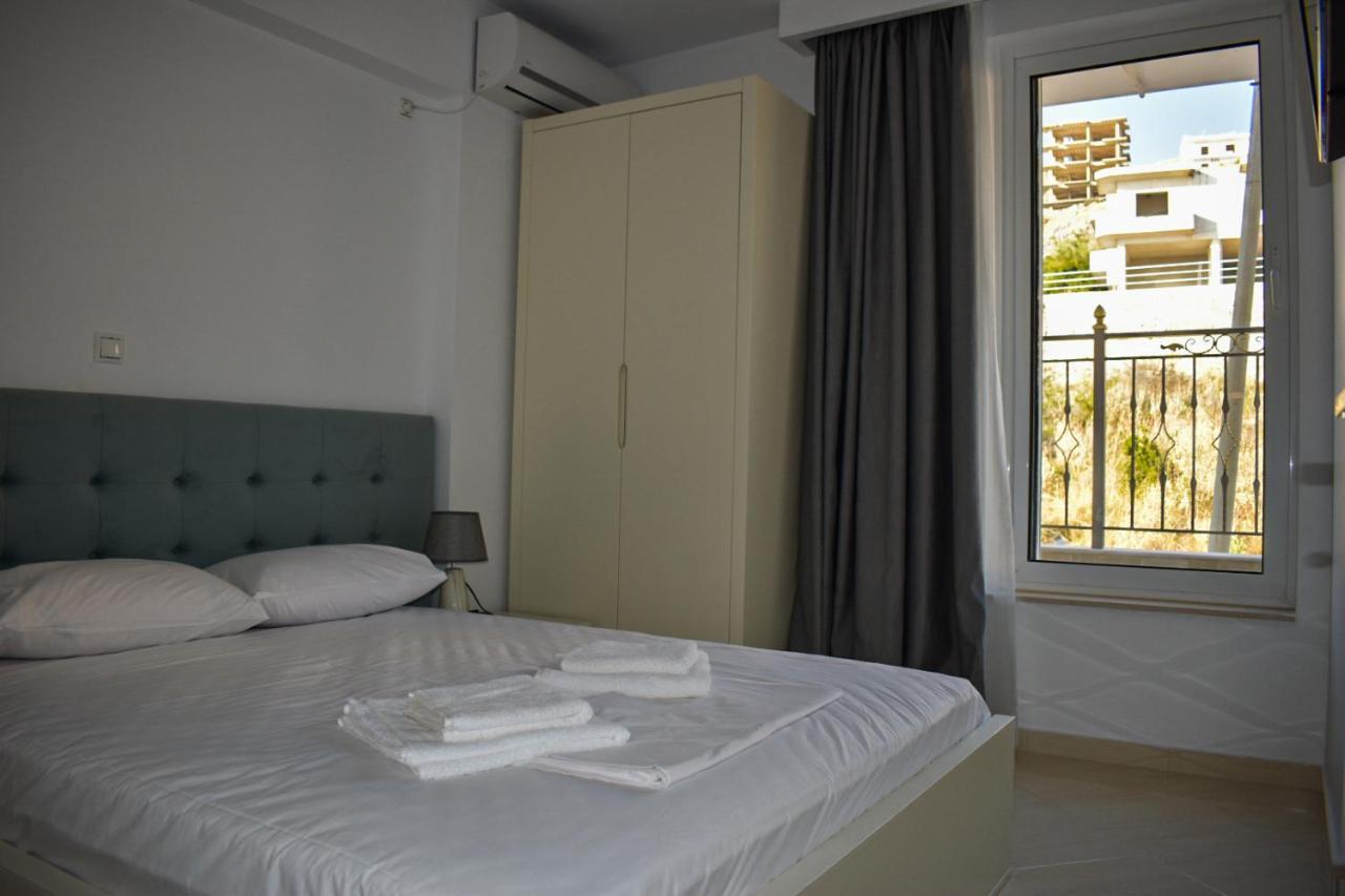 Paradise Apartment ซารานเดอ ภายนอก รูปภาพ