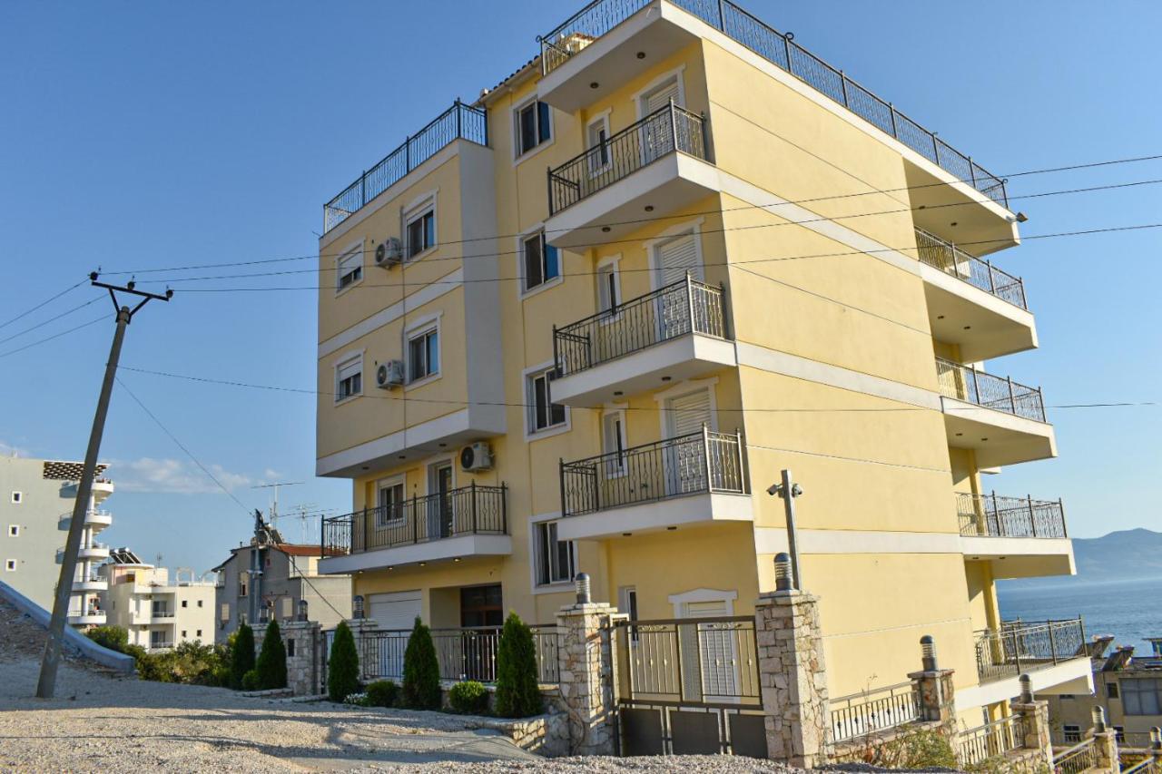 Paradise Apartment ซารานเดอ ภายนอก รูปภาพ