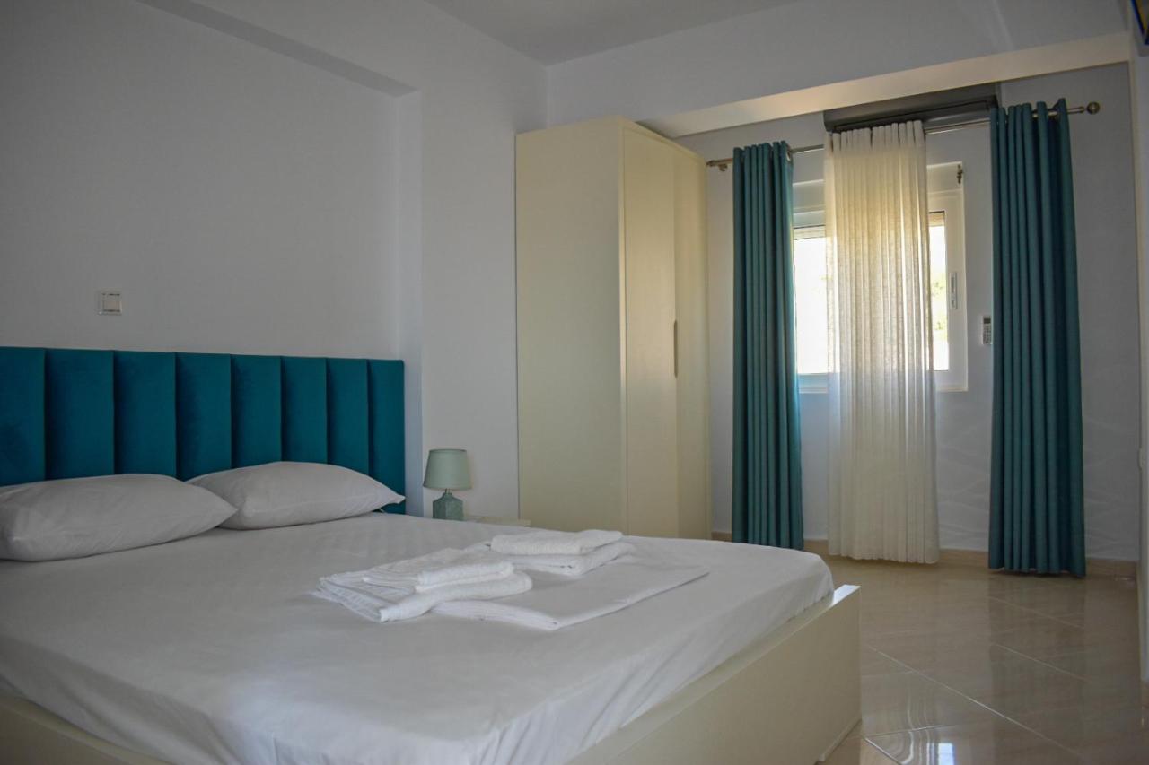 Paradise Apartment ซารานเดอ ภายนอก รูปภาพ