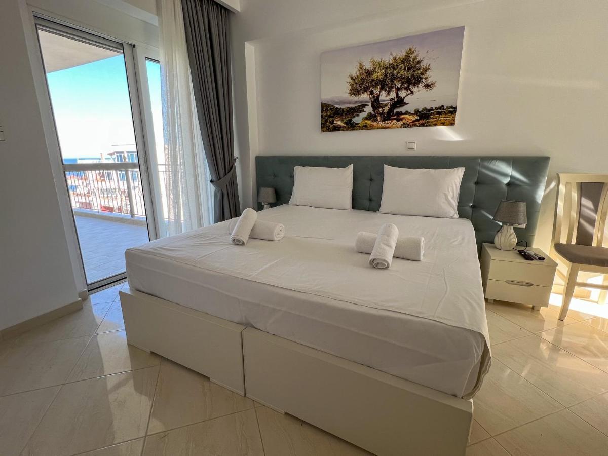 Paradise Apartment ซารานเดอ ภายนอก รูปภาพ